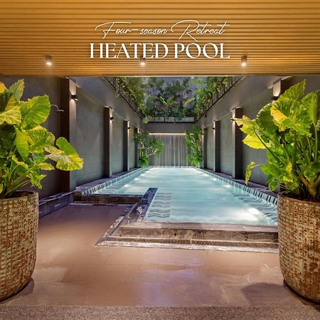 La Siesta Classic Hang Thung Hanoi Exterior photo The heated pool at the hotel
