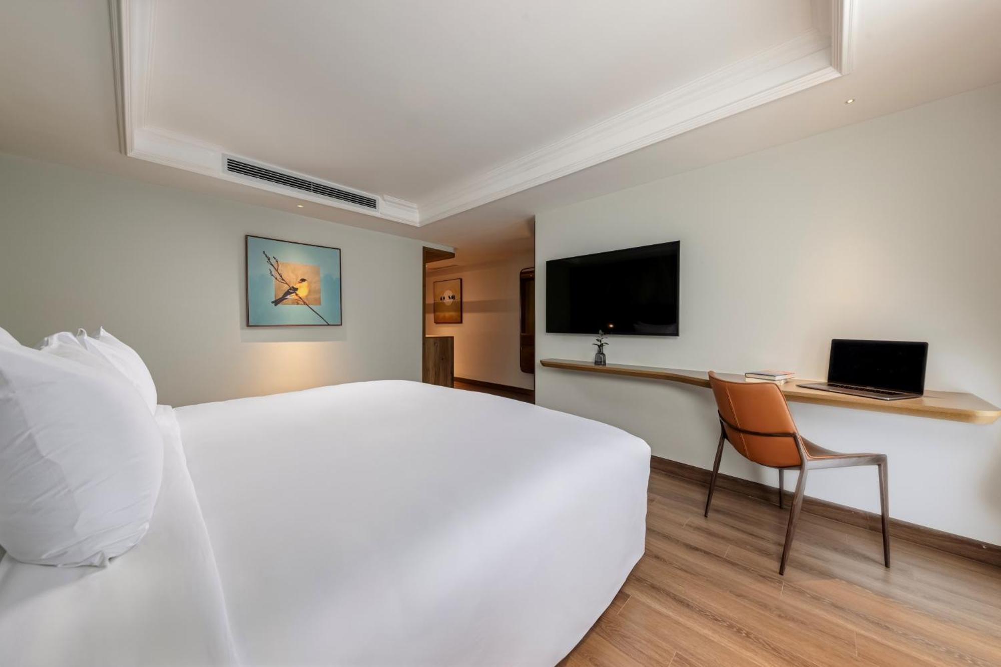 La Siesta Classic Hang Thung Hanoi Exterior photo Deluxe Room
